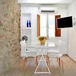 Lejlighed Charming Loft - Historical Center *